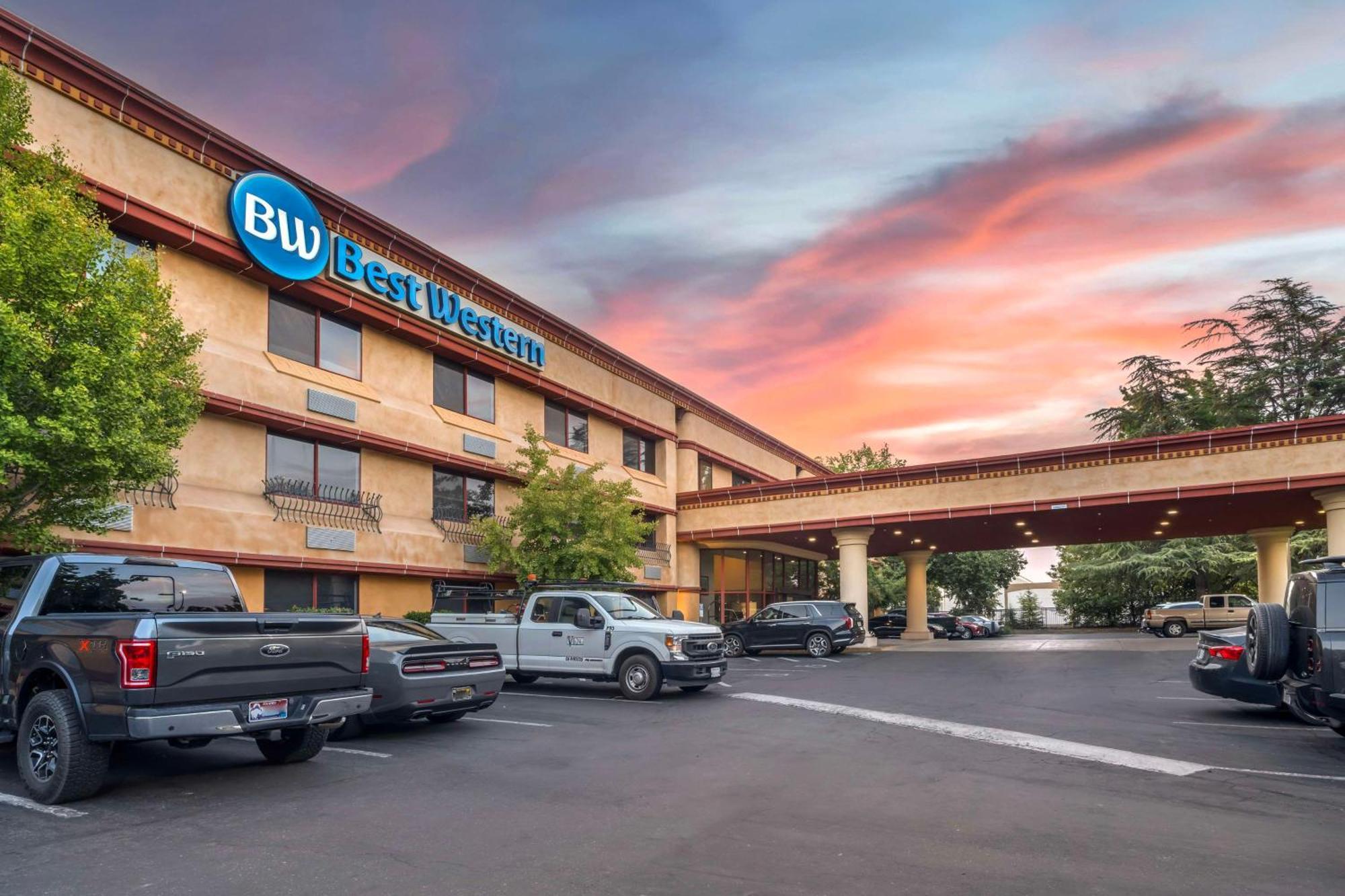 Best Western Heritage Inn Chico Esterno foto